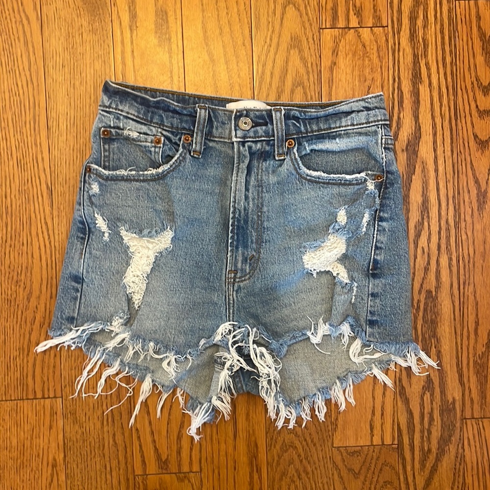 Abercrombie Curve Love Denim Shorts Size 2/26